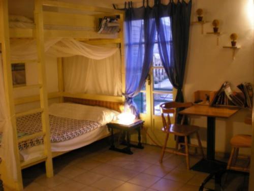 Adonis Guesthouse Batsi Pokój zdjęcie