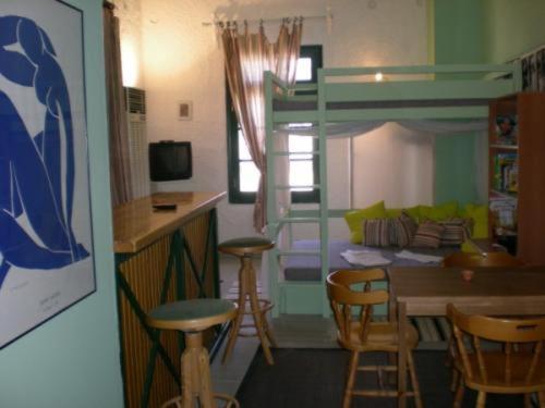 Adonis Guesthouse Batsi Pokój zdjęcie